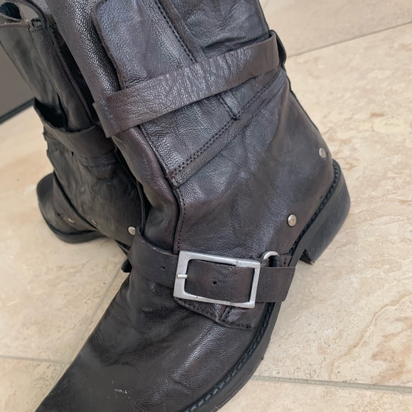 Free People edgy cool boots, barely worn, size 38 (size 8), deep brown - Picture 4 of 4